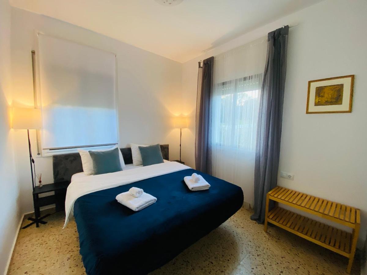 Charming Apartment In A Duplex With Garden & Balcony كونيت المظهر الخارجي الصورة
